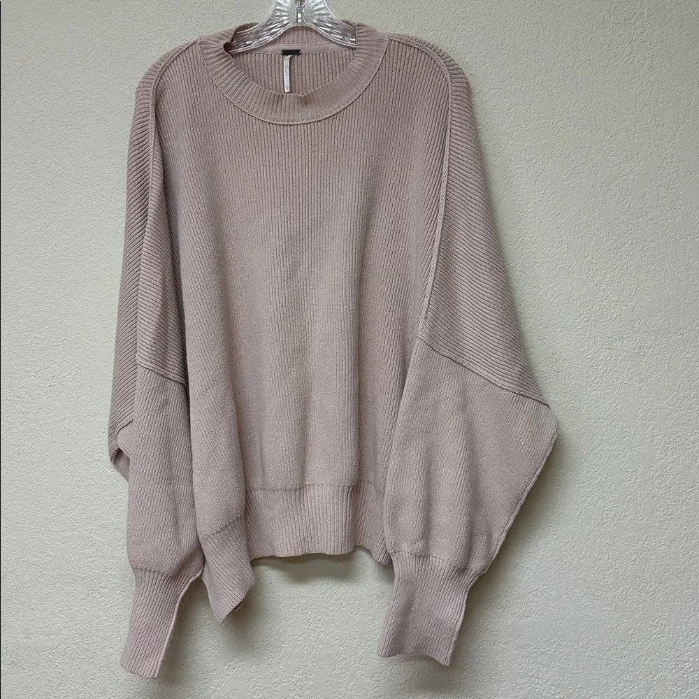 Free People Women's  east street blush pullover Sweater Size L - Picture 2 of 4